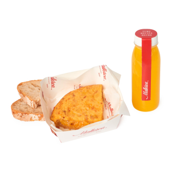 Desayuno pincho de tortilla de Pastelería Mallorca