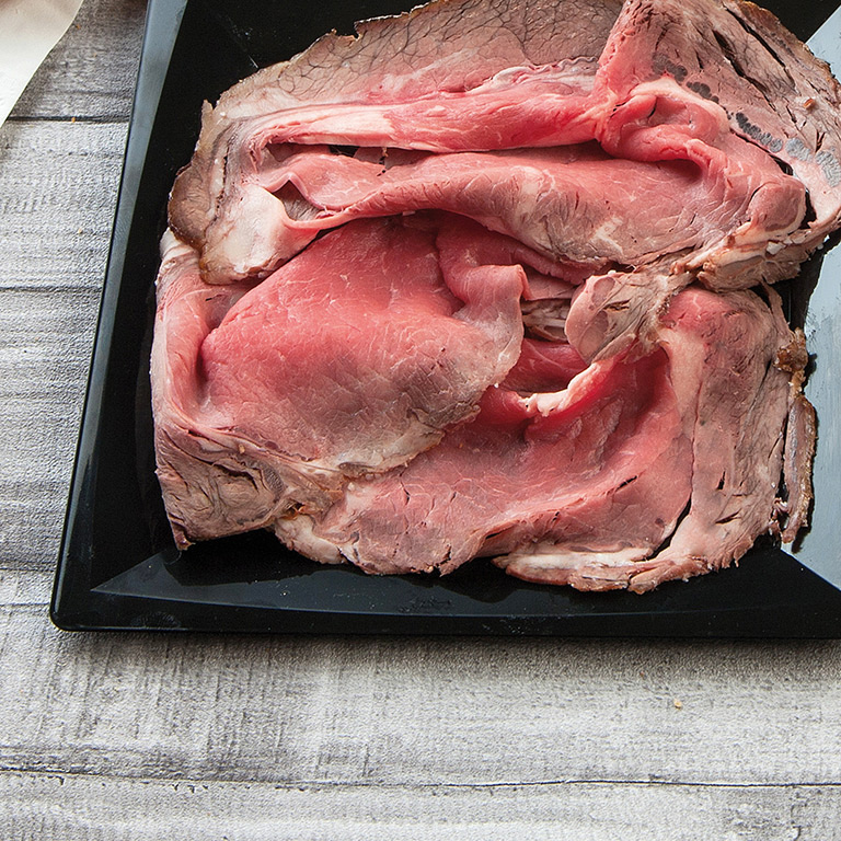 Roast beef. Acompañado de jugo de carne Roast beef. Acompañado de jugo de carne